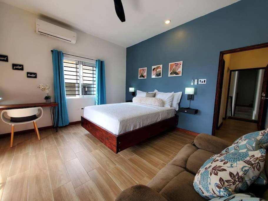 'The Solace' New Luxury Modern 1Bed 1Bath Apt. Portmore Exterior foto